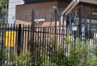 East Ipswichbarbed-wire-fencing-1.jpg; ?>